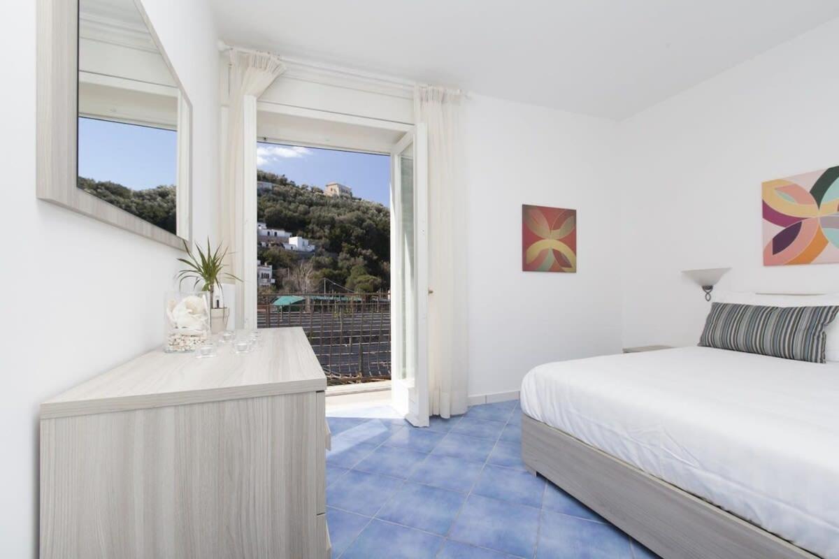 Tetto Bianco Apartment มัสซาลูเบรนเซ ภายนอก รูปภาพ